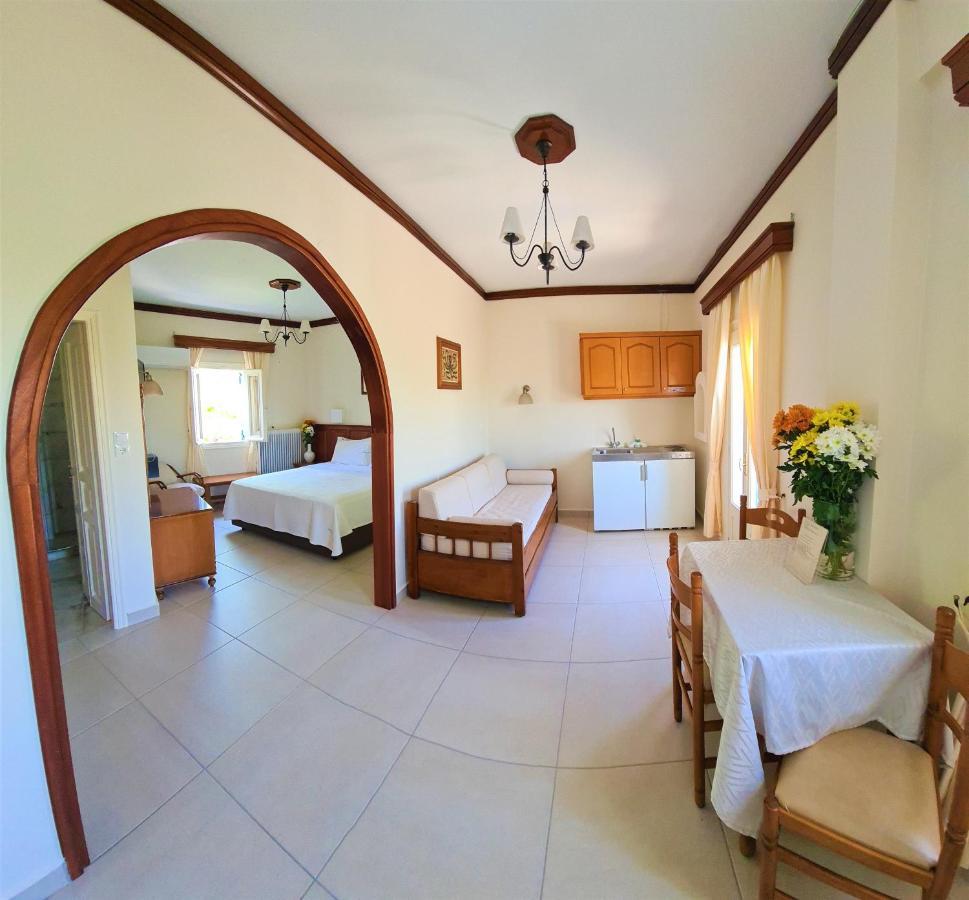 Kastro Hotel Spétses Pokoj fotografie
