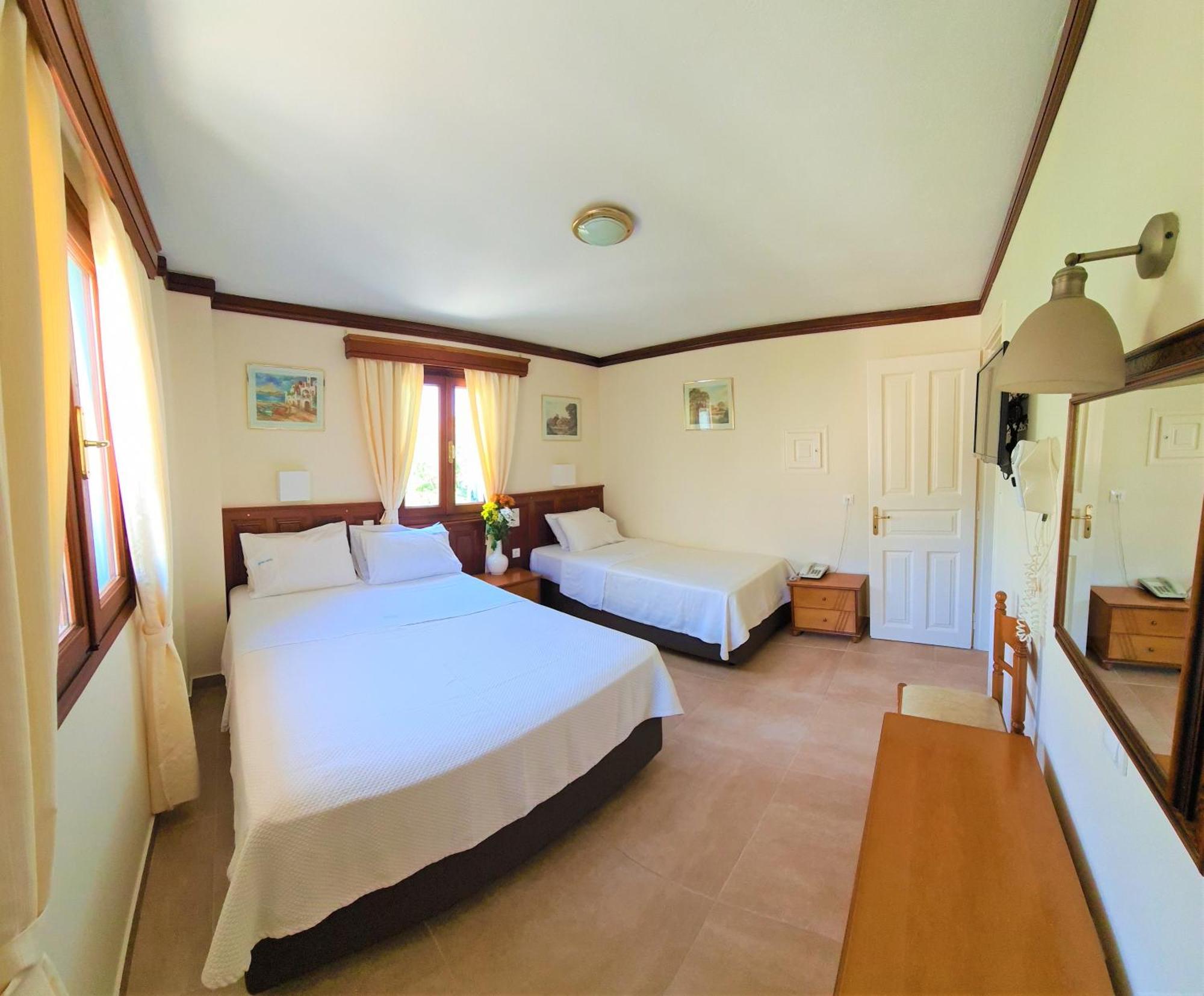 Kastro Hotel Spétses Pokoj fotografie